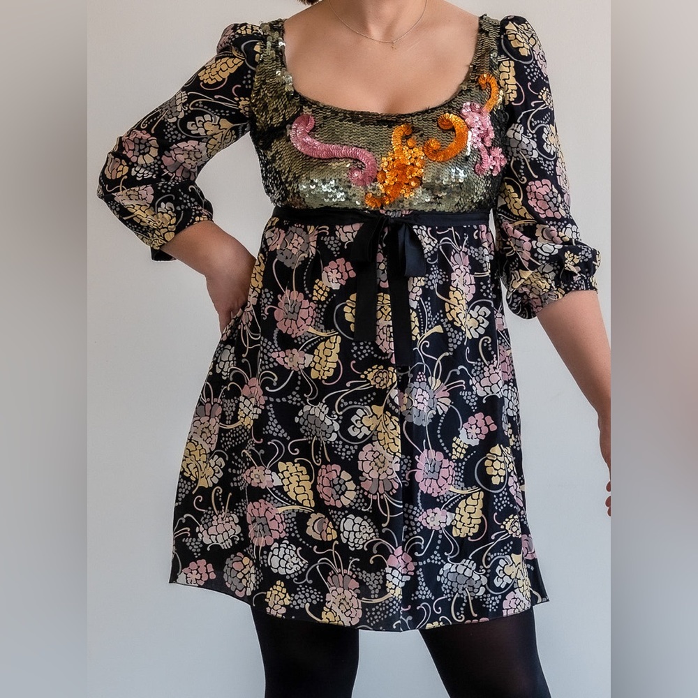 Un peu de folie, Missoni baby!  Robe 100% soie et paillette.
